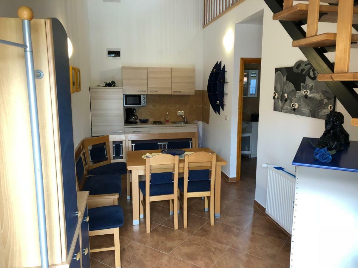 S'Schnoganeschd Villa Nemesvid Exteriör bild